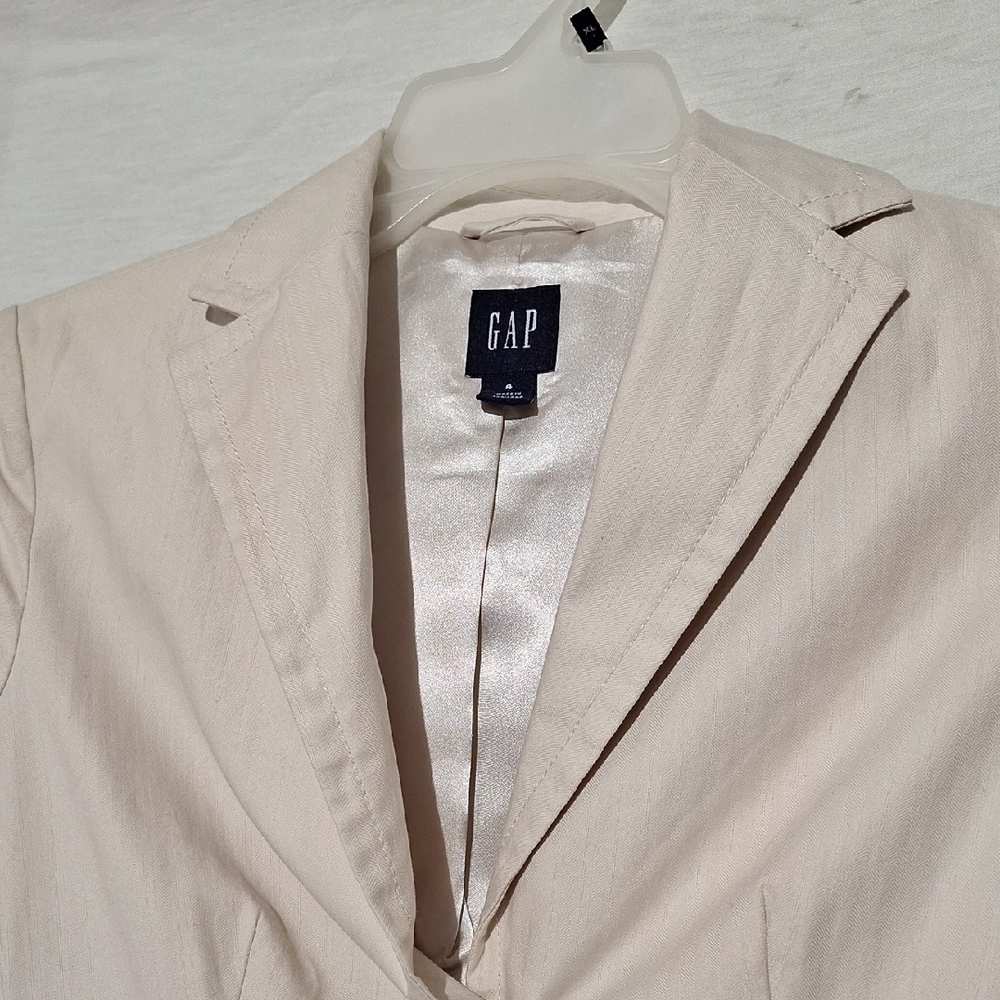 3/$20-GAP Beige Cotton Blazer, Sz 4, NWOT - Picture 8 of 15
